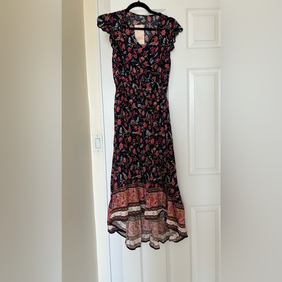NWT Flutter Short Sleeve Boho Floral Maxi Dress Handkerchief Hem Size S - Picture 4 of 8